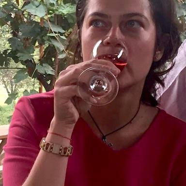 Портрет на Николета Дикова, креативен директор на Tuscanista